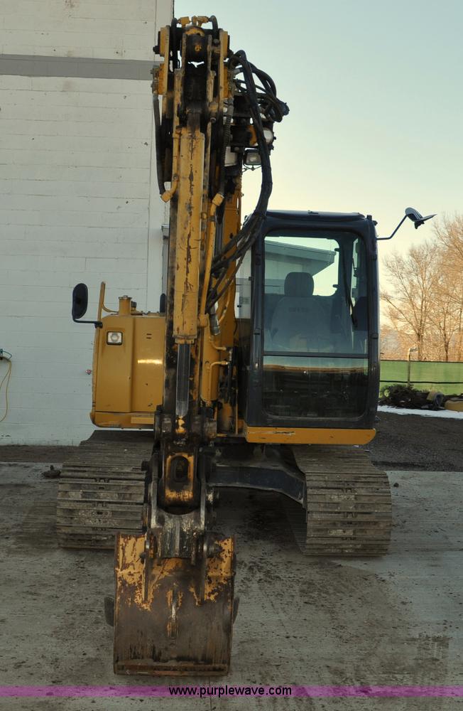 image for item G6204 2004 John Deere 80C excavator