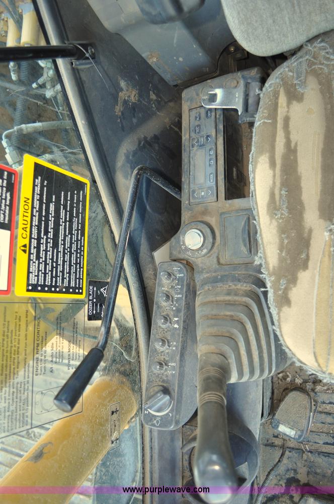 image for item G6204 2004 John Deere 80C excavator