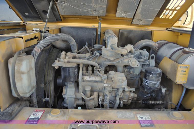 image for item G6204 2004 John Deere 80C excavator