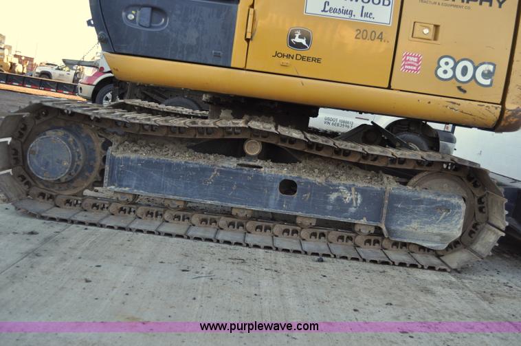 image for item G6204 2004 John Deere 80C excavator