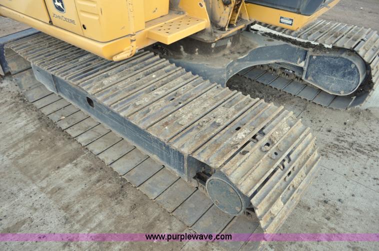 image for item G6204 2004 John Deere 80C excavator