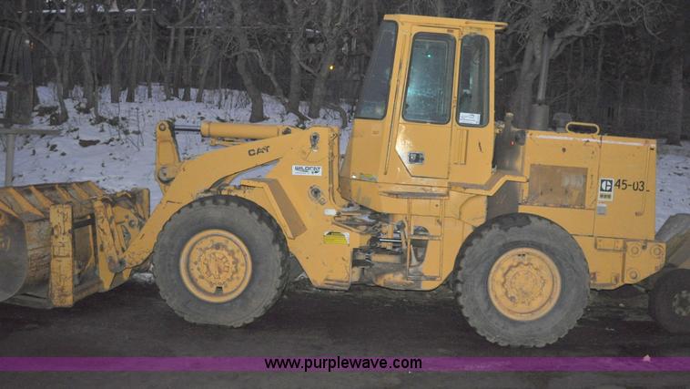 image for item G6209 1987 Caterpillar 926 wheel loader