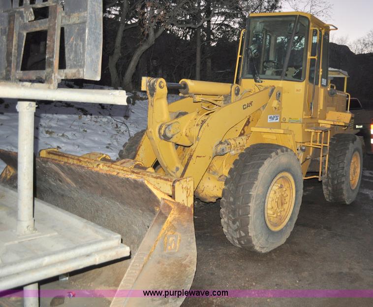 image for item G6209 1987 Caterpillar 926 wheel loader