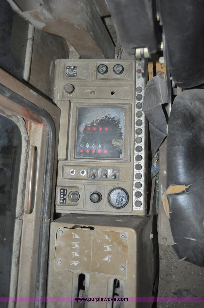 image for item G6209 1987 Caterpillar 926 wheel loader