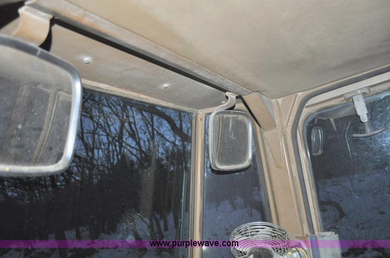 image for item G6209 1987 Caterpillar 926 wheel loader