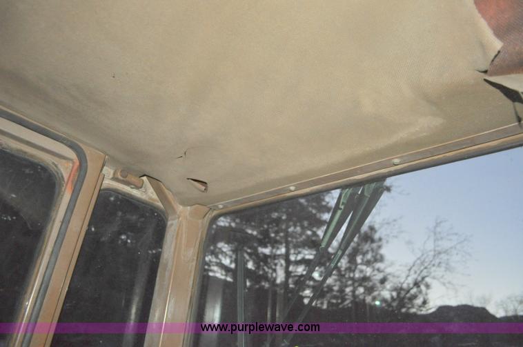 image for item G6209 1987 Caterpillar 926 wheel loader