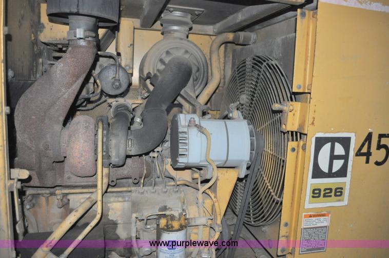 image for item G6209 1987 Caterpillar 926 wheel loader