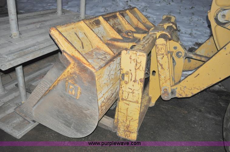 image for item G6209 1987 Caterpillar 926 wheel loader