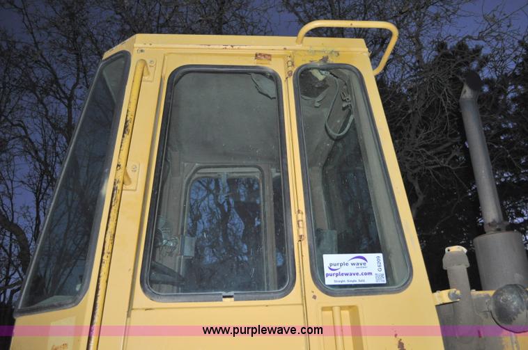 image for item G6209 1987 Caterpillar 926 wheel loader