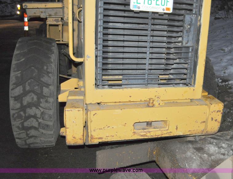 image for item G6209 1987 Caterpillar 926 wheel loader