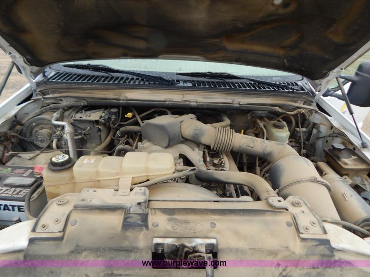 image for item H3945 2003 Ford F450 dump bed truck