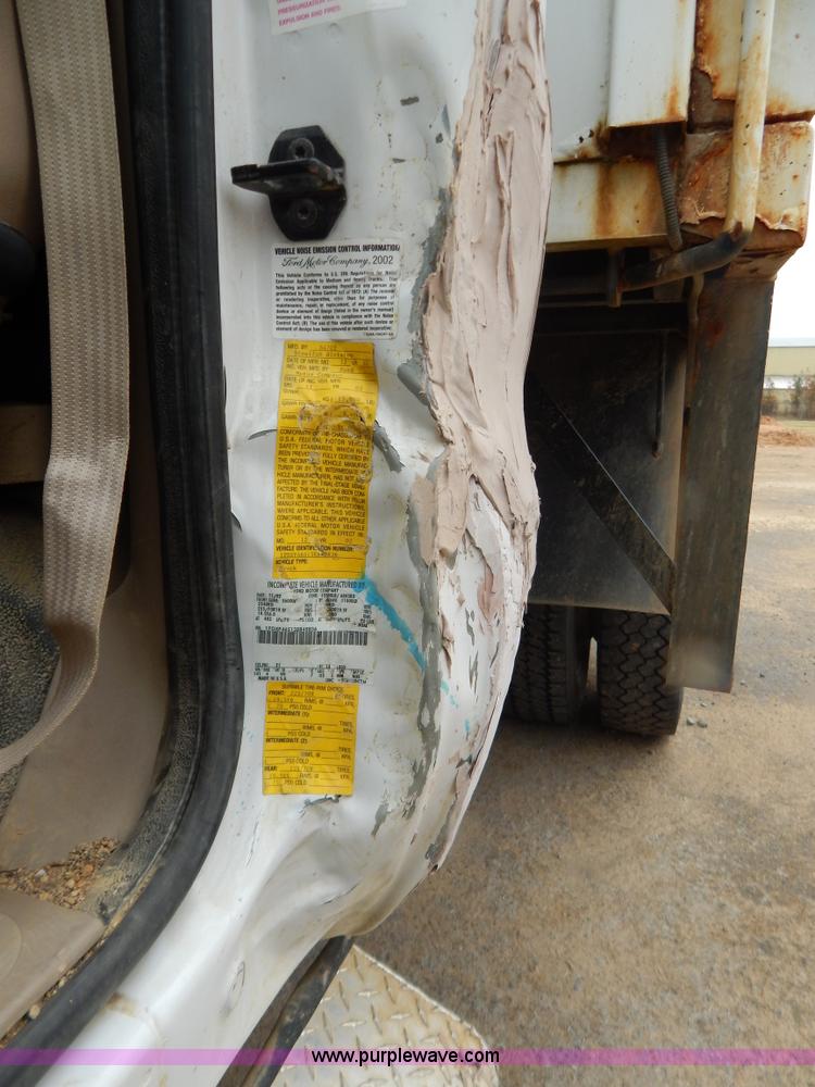 image for item H3945 2003 Ford F450 dump bed truck