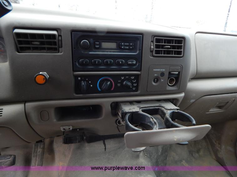 image for item H3945 2003 Ford F450 dump bed truck