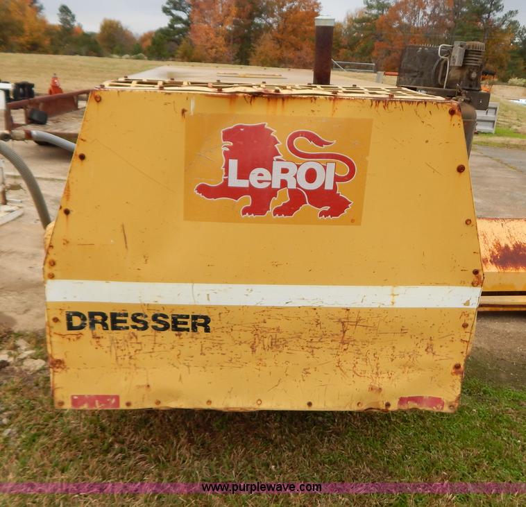 image for item H3953 1990 Leroi Dresser 185 air compressor