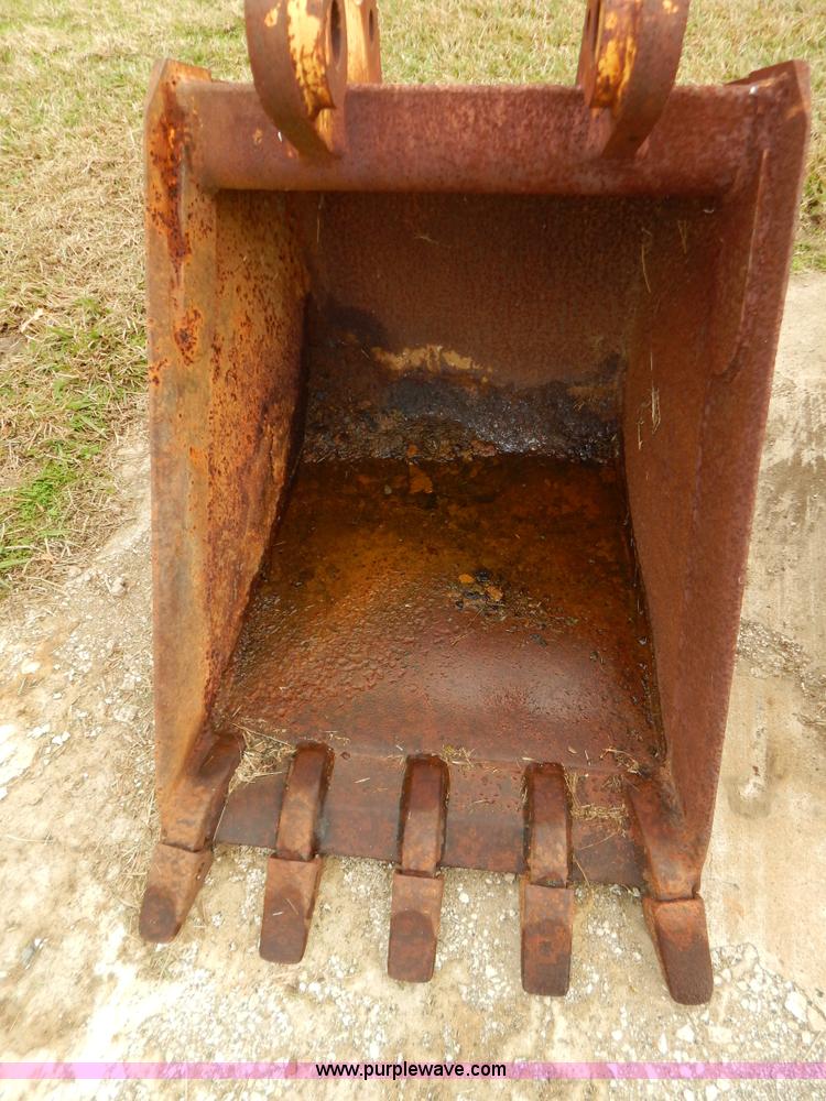 image for item H3960 Five tooth 24"W backhoe bucket