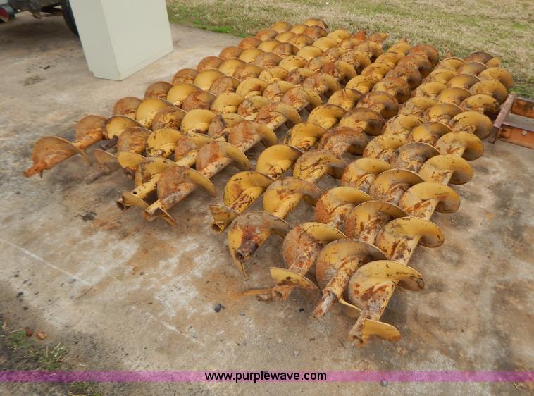 image for item H3963 McLaughlin Mcl-16 boring machine