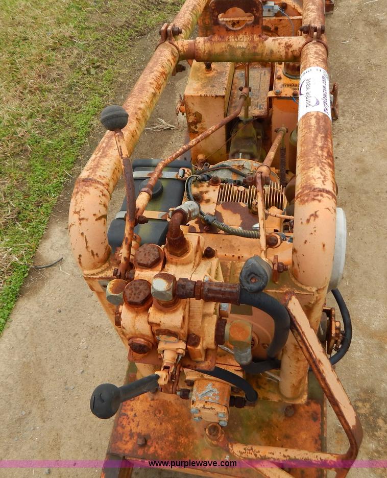 image for item H3963 McLaughlin Mcl-16 boring machine