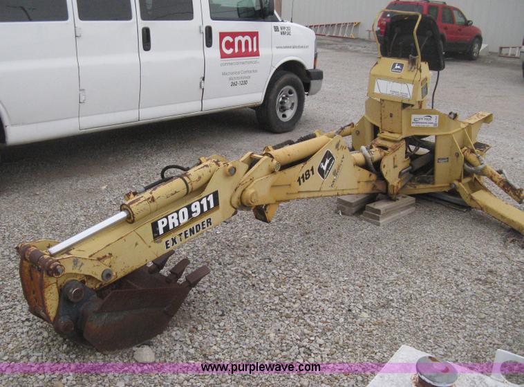 John Deere Pro 911 Extender skid steer backhoe attachment in Wichita
