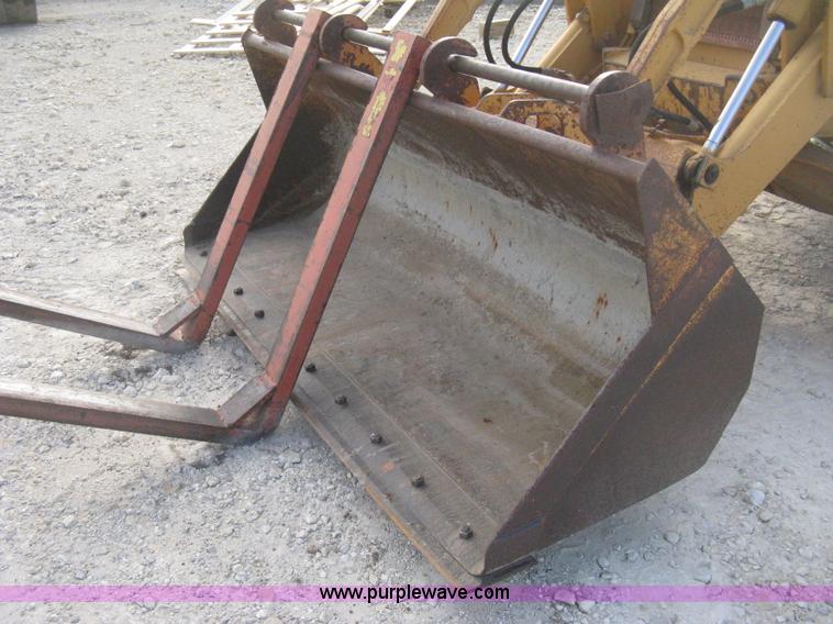 image for item H4344 1991 Case 580 Super K Construction King backhoe