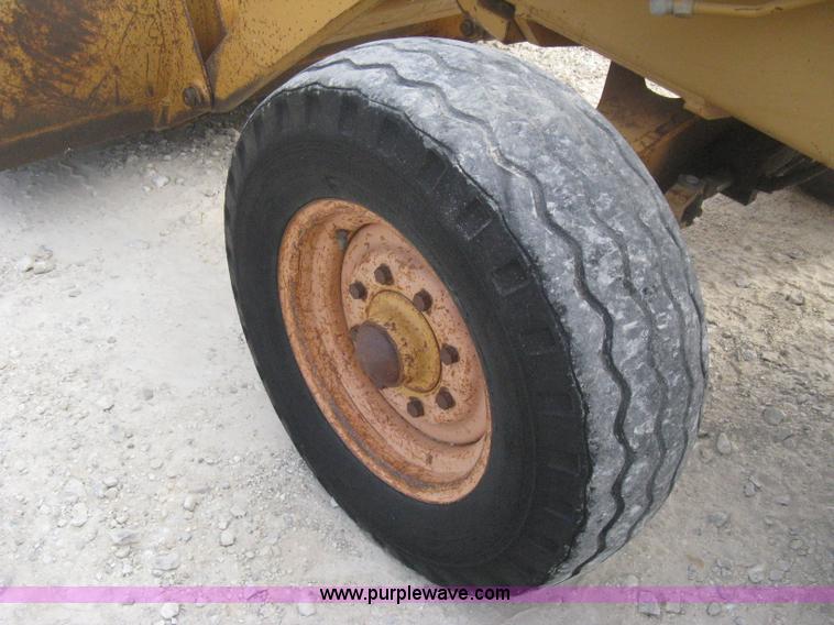 image for item H4344 1991 Case 580 Super K Construction King backhoe