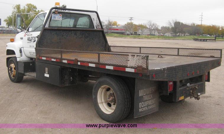 image for item H4402 1994 GMC TopKick Lo Pro flatbed truck