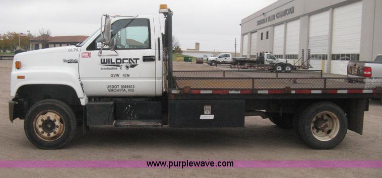 image for item H4402 1994 GMC TopKick Lo Pro flatbed truck