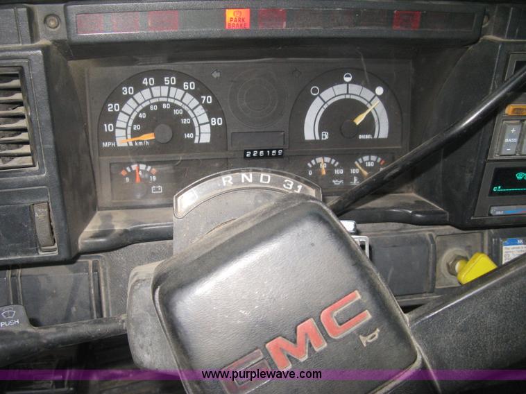 image for item H4402 1994 GMC TopKick Lo Pro flatbed truck