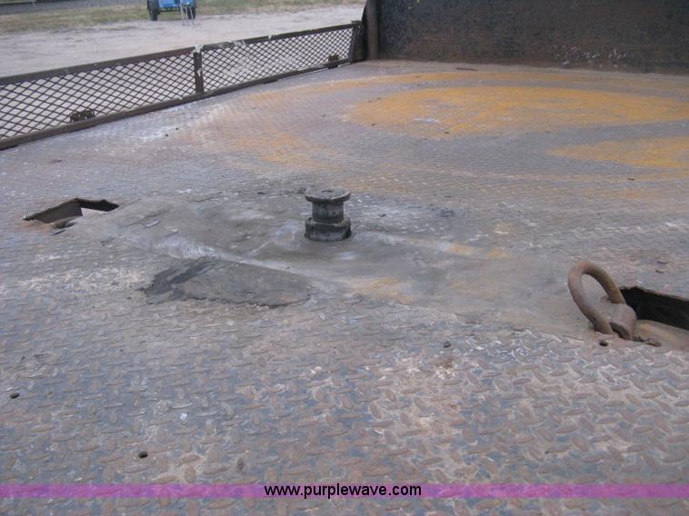 image for item H4402 1994 GMC TopKick Lo Pro flatbed truck