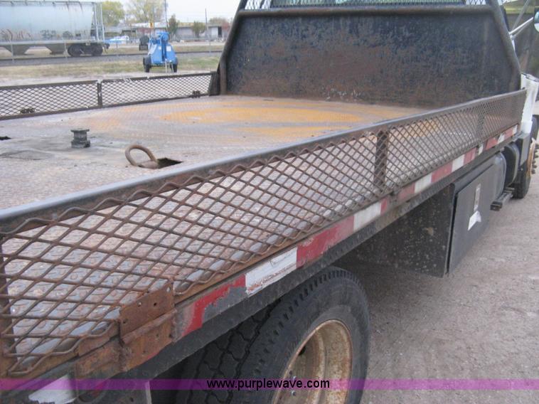 image for item H4402 1994 GMC TopKick Lo Pro flatbed truck