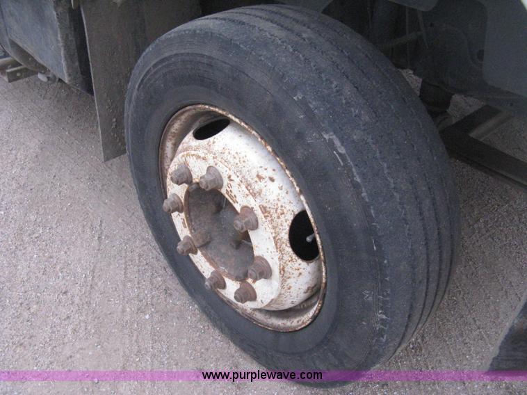 image for item H4402 1994 GMC TopKick Lo Pro flatbed truck