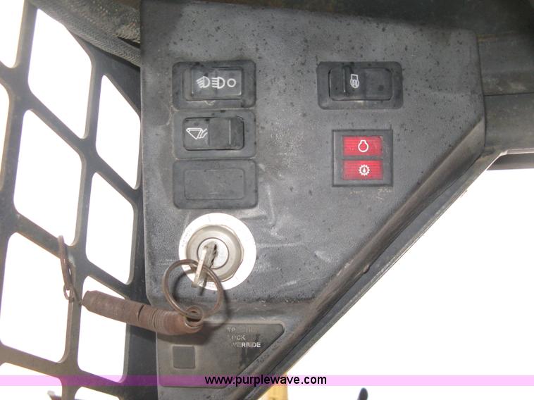 image for item H4408 1997 Bobcat 753 skid steer