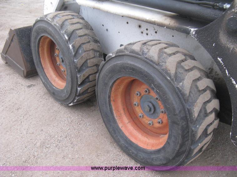 image for item H4408 1997 Bobcat 753 skid steer