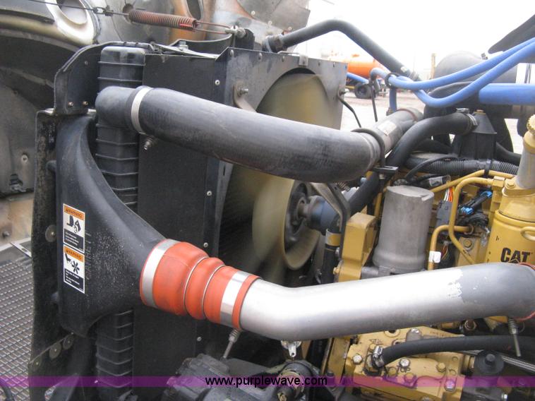 image for item H4410 2002 Kenworth T300 mechanic truck