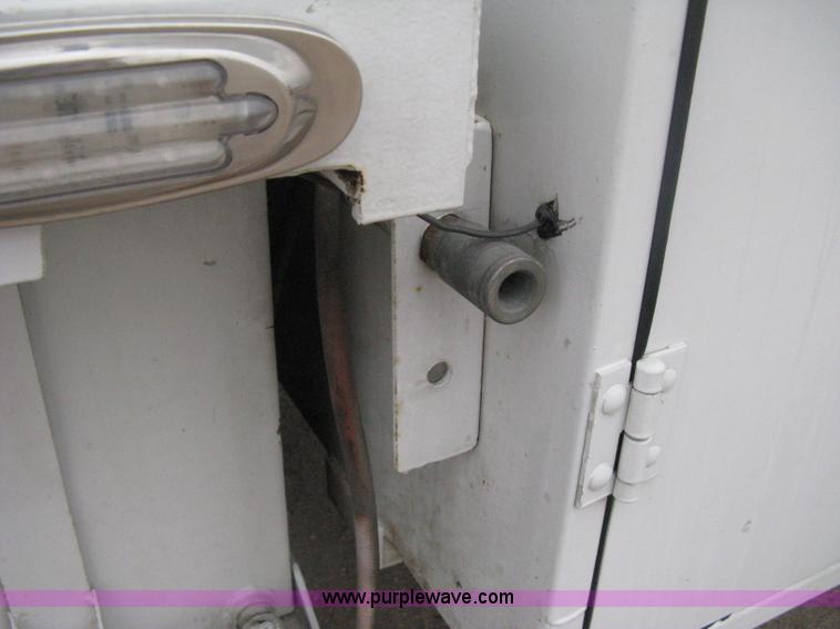 image for item H4410 2002 Kenworth T300 mechanic truck