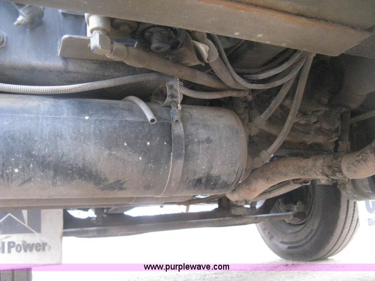 image for item H4410 2002 Kenworth T300 mechanic truck