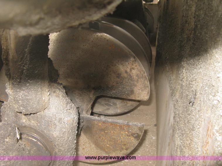 image for item H4411 2002 Cedarapids CR461R asphalt paving machine