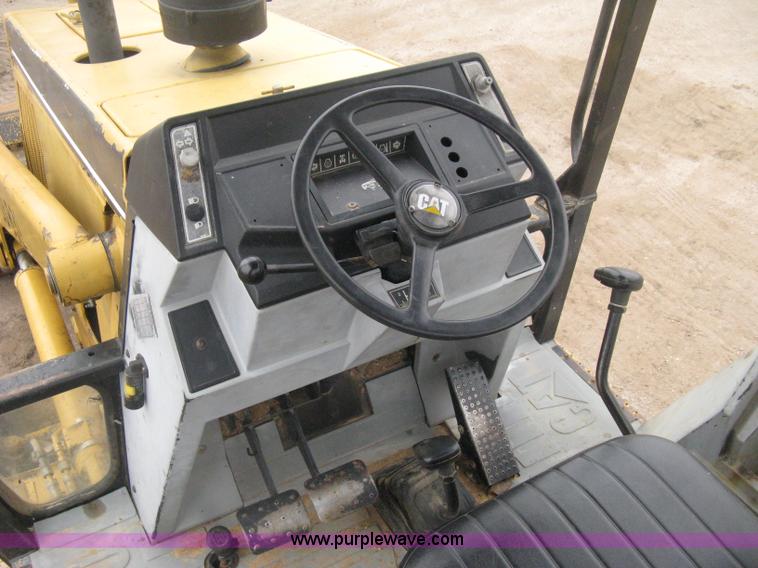 image for item H4412 1994 Caterpillar 416B backhoe