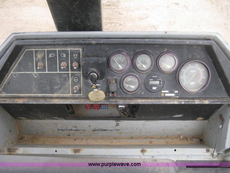 image for item H4412 1994 Caterpillar 416B backhoe