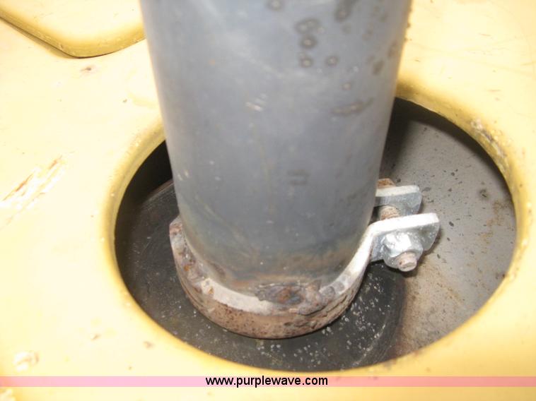 image for item H4412 1994 Caterpillar 416B backhoe