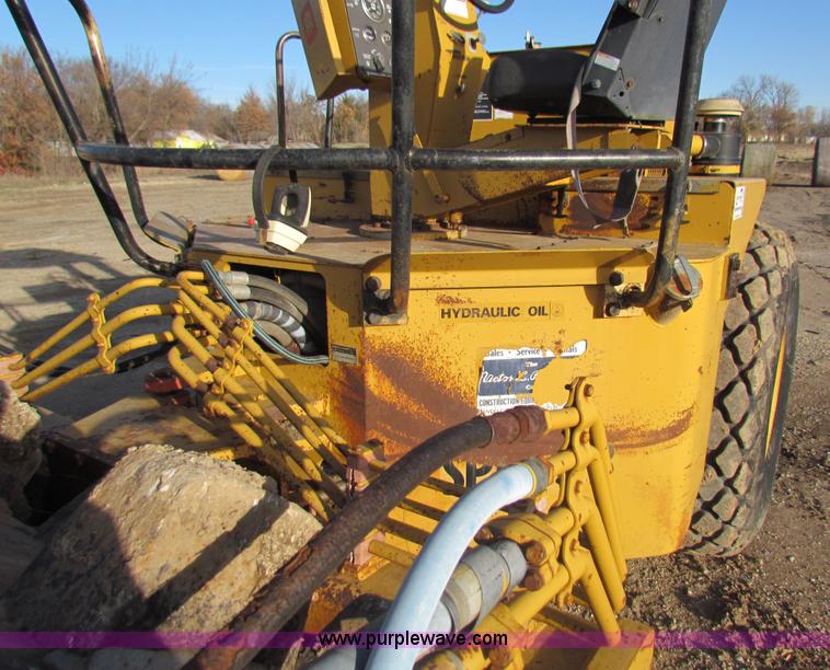 image for item H7267 Ingersoll Rand SPF-56B padfoot vibratory roller