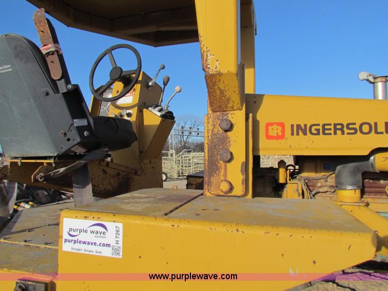 image for item H7267 Ingersoll Rand SPF-56B padfoot vibratory roller