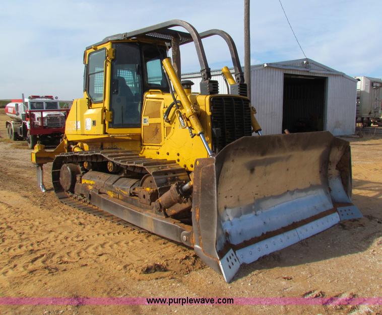 image for item H7271 1999 John Deere 850C dozer