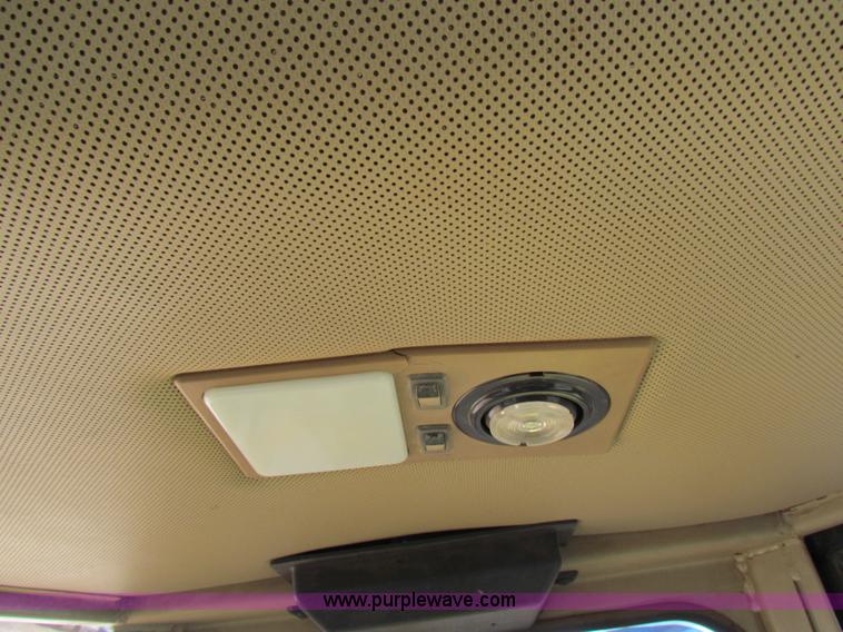 image for item H7271 1999 John Deere 850C dozer