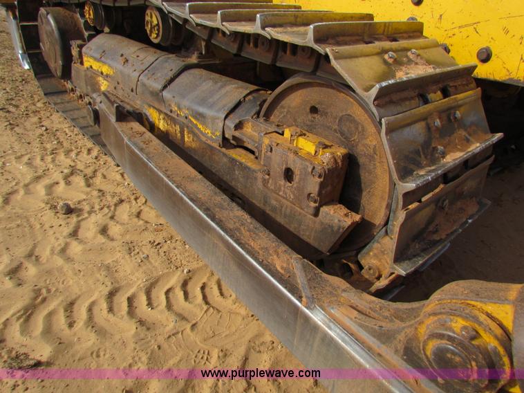 image for item H7271 1999 John Deere 850C dozer