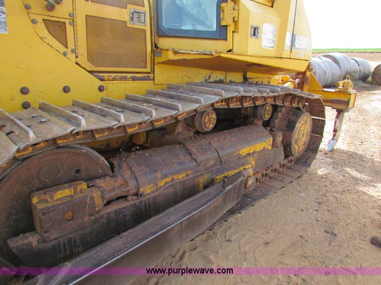 image for item H7271 1999 John Deere 850C dozer