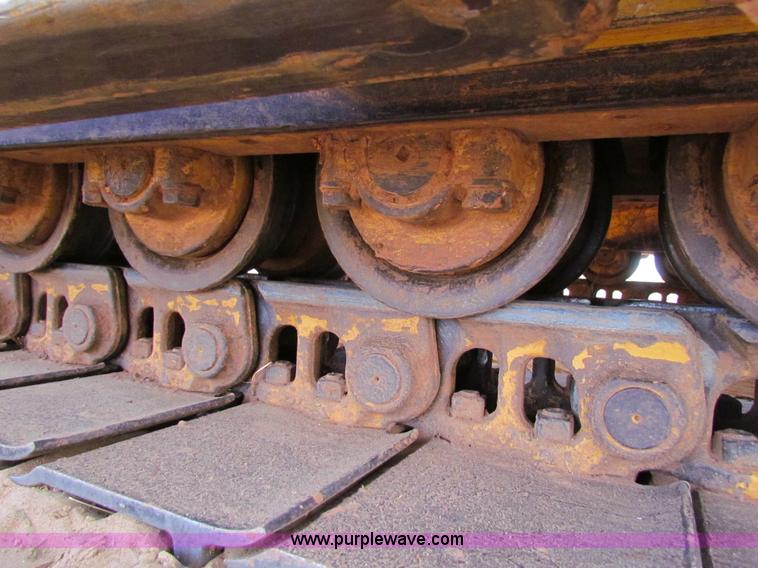 image for item H7271 1999 John Deere 850C dozer