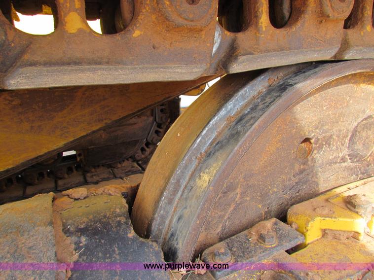 image for item H7271 1999 John Deere 850C dozer