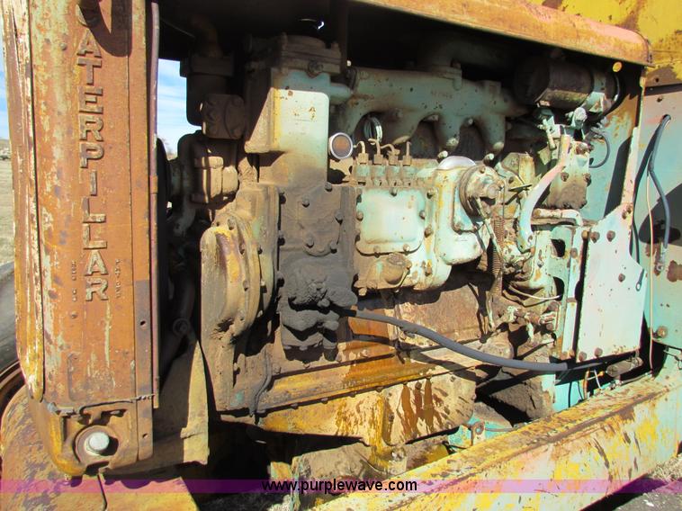 image for item H7277 Caterpillar 12 motor grader