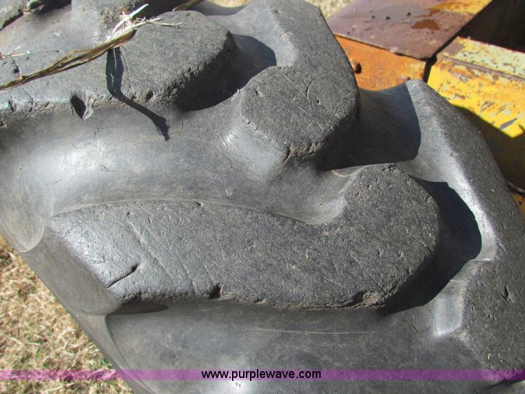 image for item H7277 Caterpillar 12 motor grader