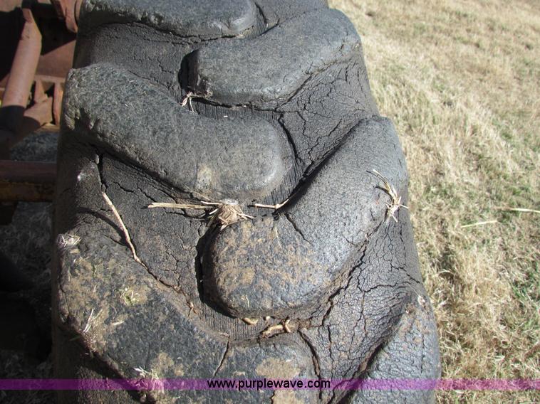 image for item H7277 Caterpillar 12 motor grader